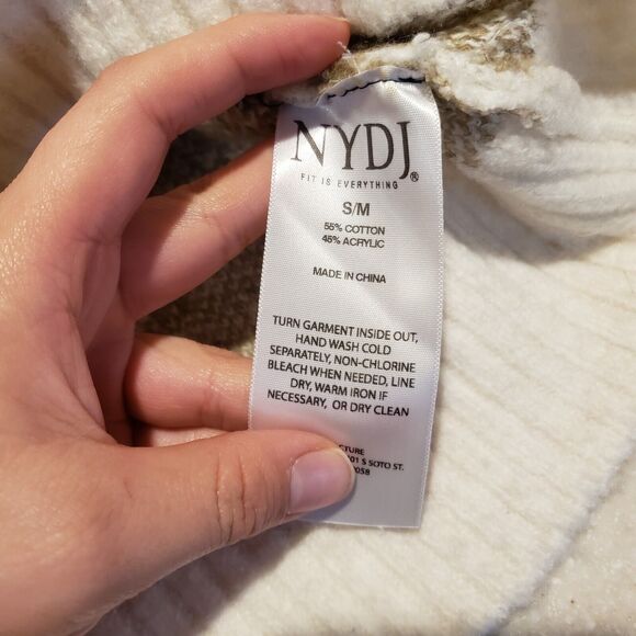 NYDJ  Chunky Cow Neck Cream Chetah Size Small Oversized Cozy Cotton Blend - Picture 7 of 8